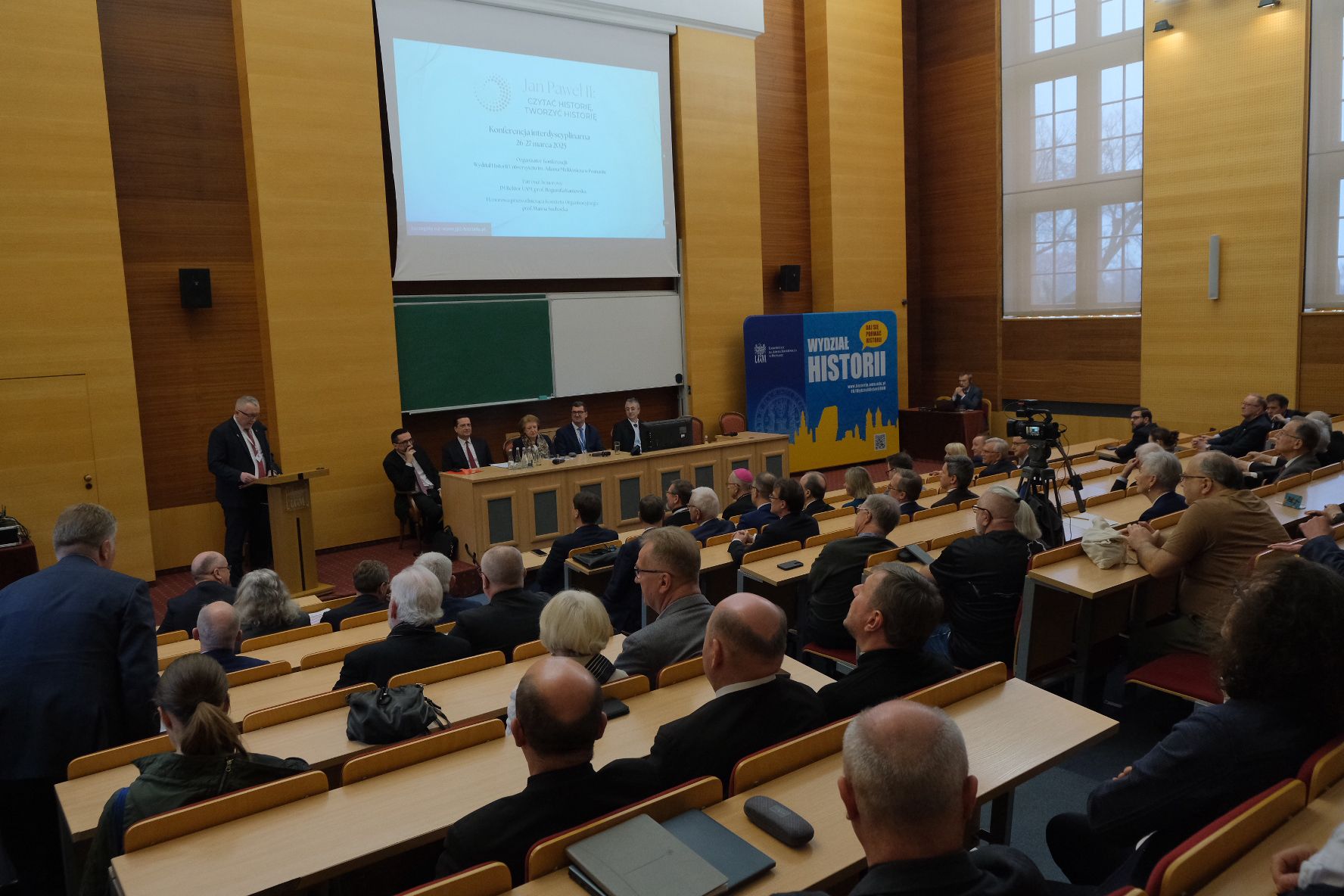 Otwarcie konferencji i Panel historyczny