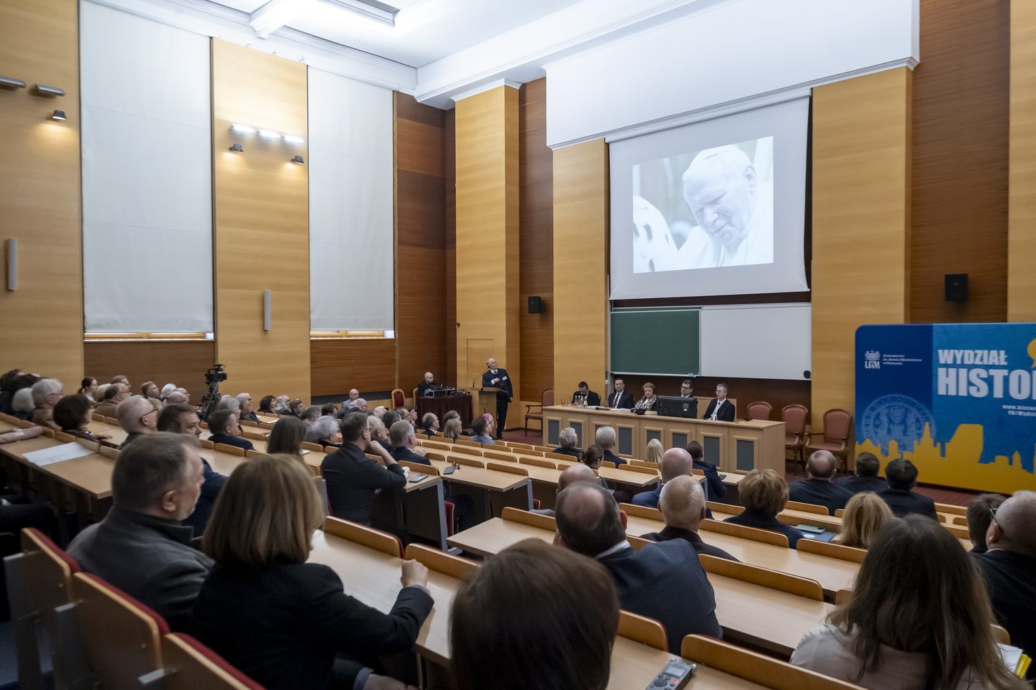 Panel historyczny „Papież i powstanie wolnego świata”