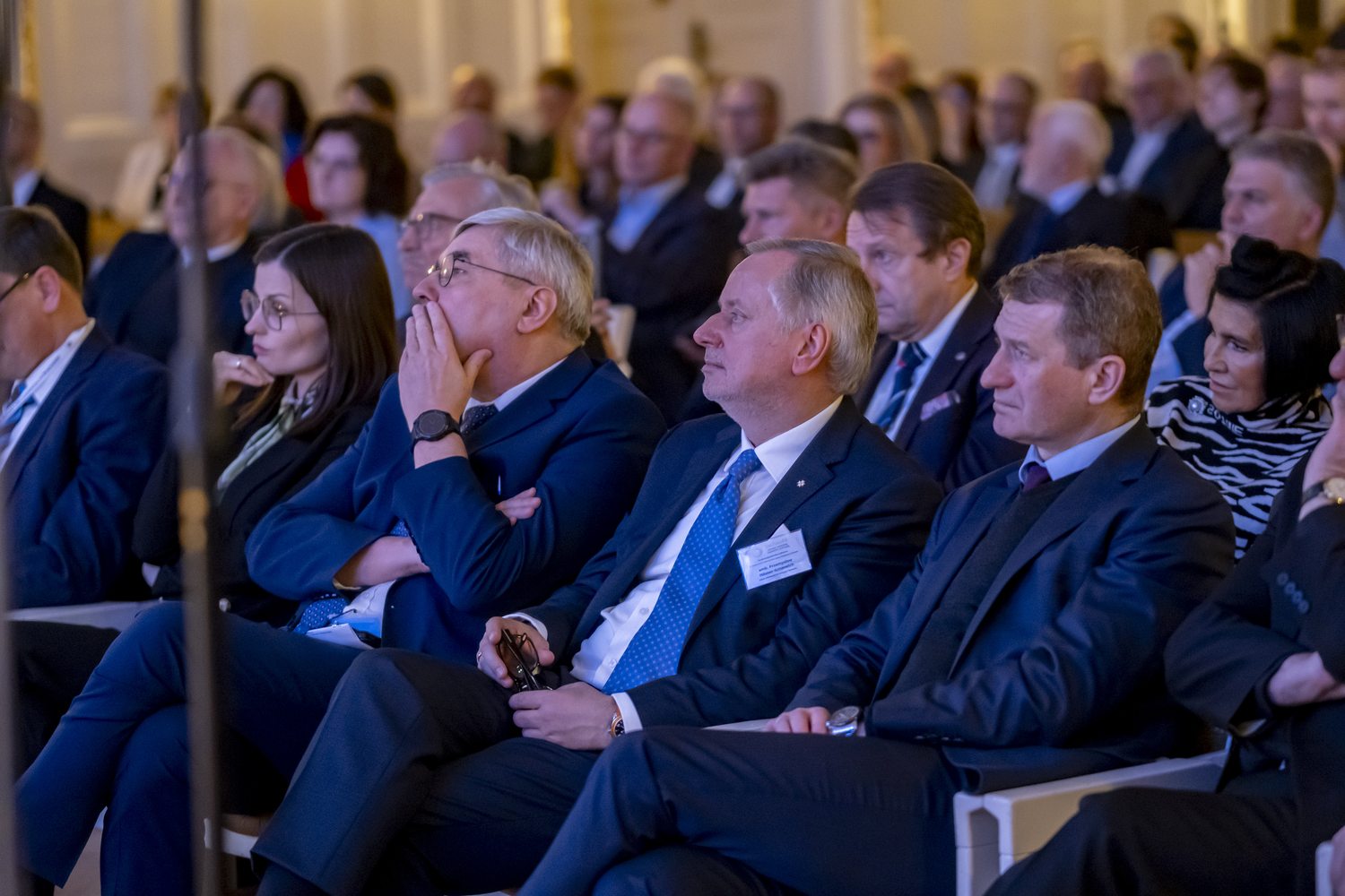 “Jan Paweł II - mosty idei współczesnego świata”