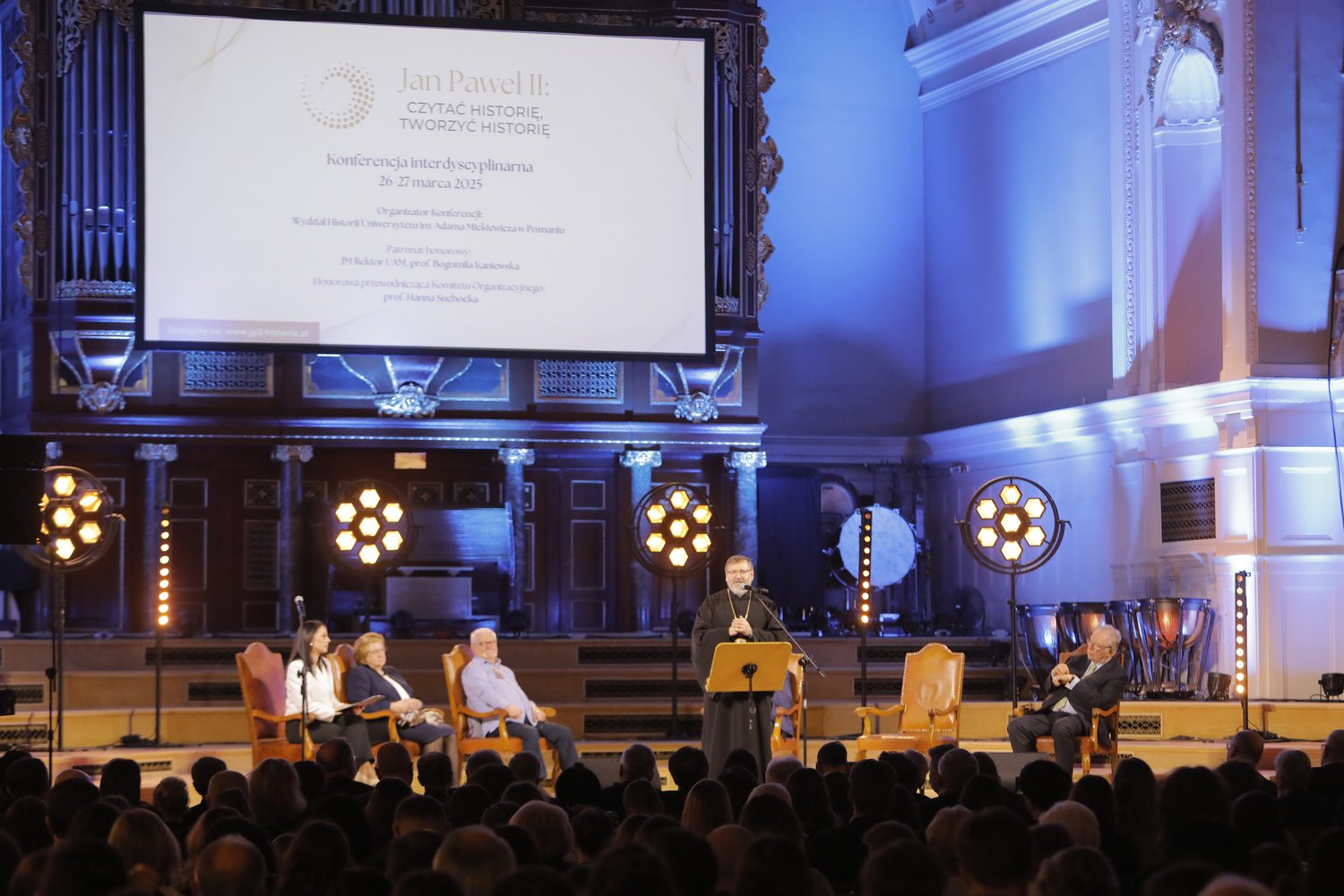 “Jan Paweł II - mosty idei współczesnego świata”