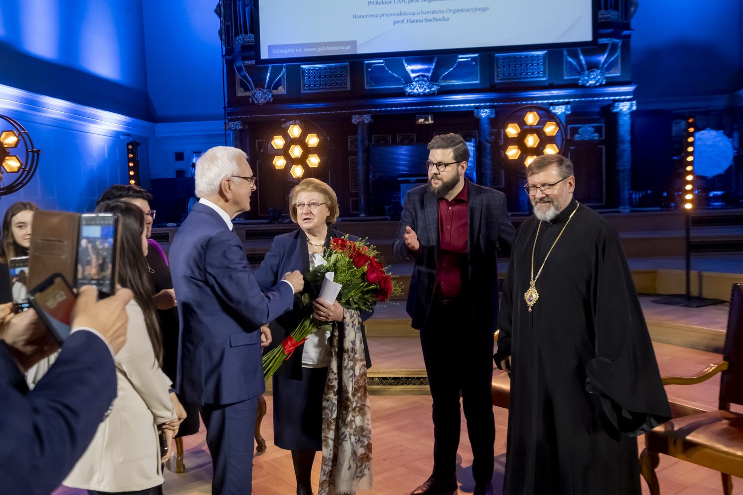 “Jan Paweł II - mosty idei współczesnego świata”