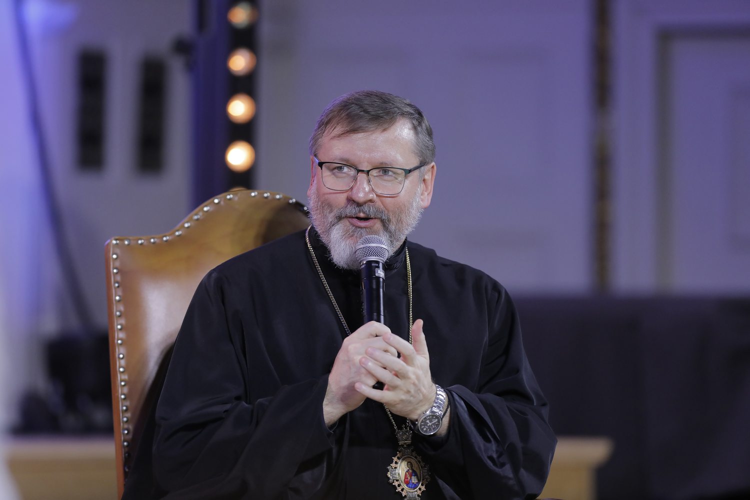 “Jan Paweł II - mosty idei współczesnego świata”