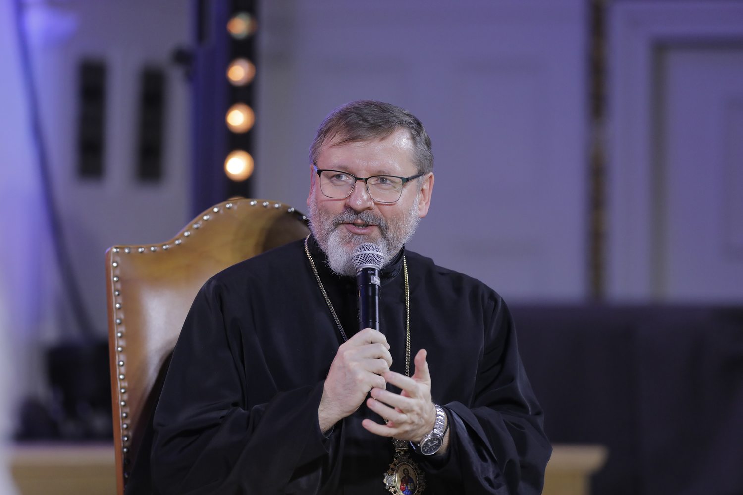 “Jan Paweł II - mosty idei współczesnego świata”