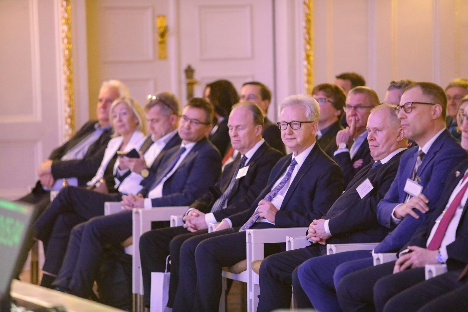 “Jan Paweł II - mosty idei współczesnego świata”