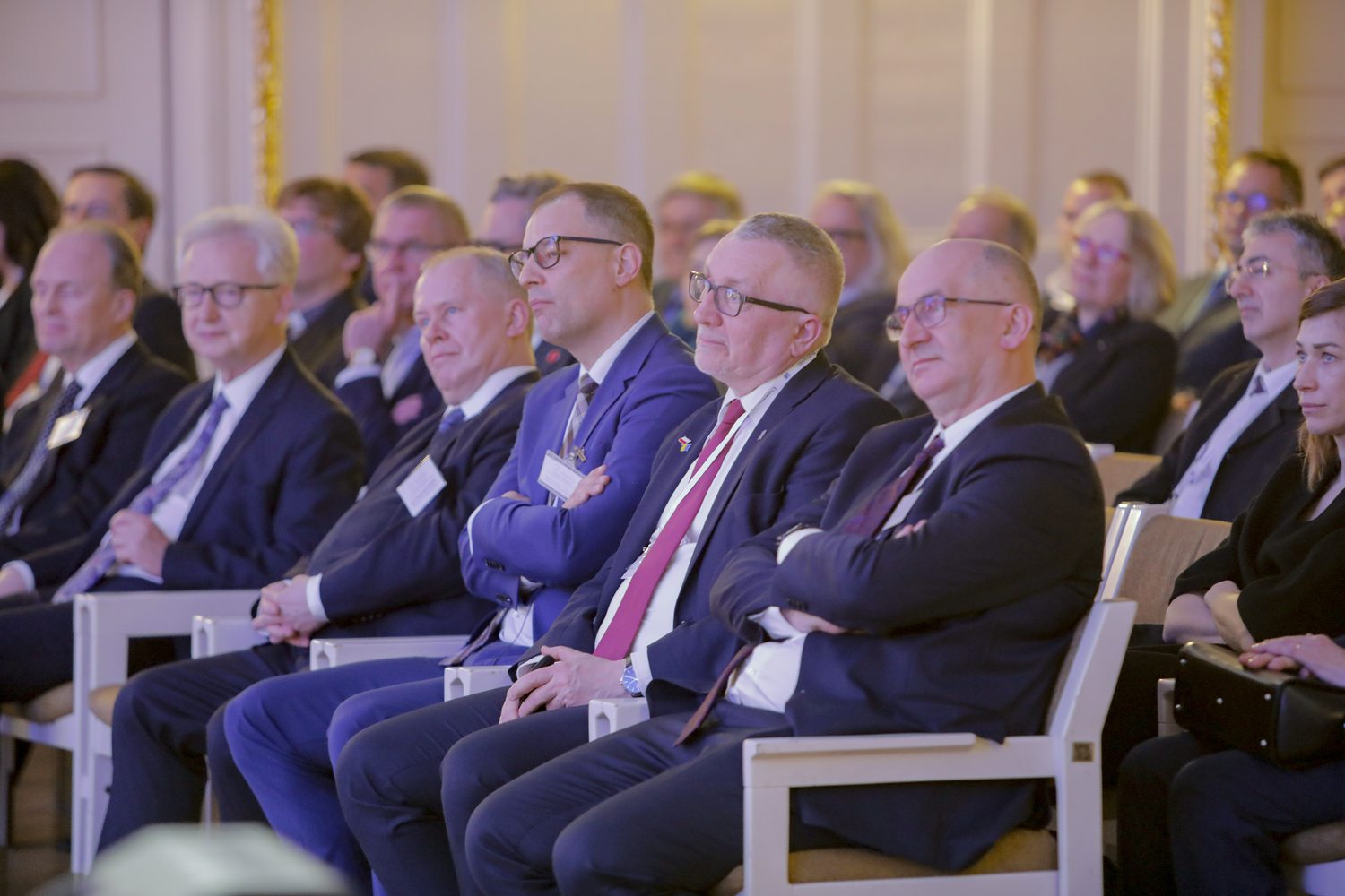 “Jan Paweł II - mosty idei współczesnego świata”