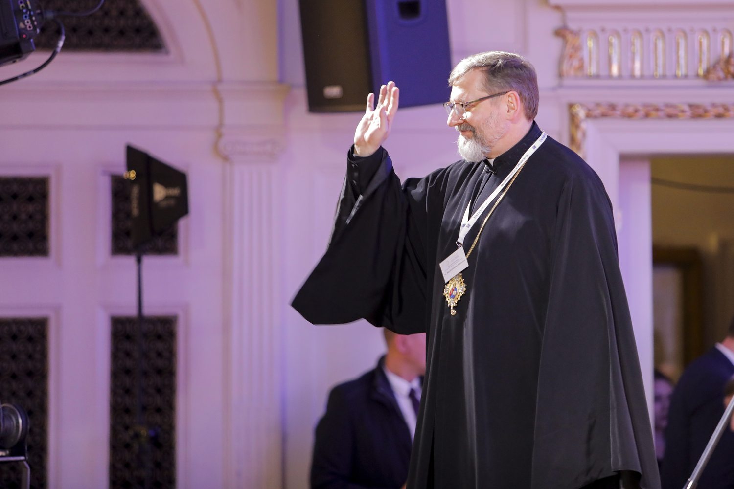 “Jan Paweł II - mosty idei współczesnego świata”